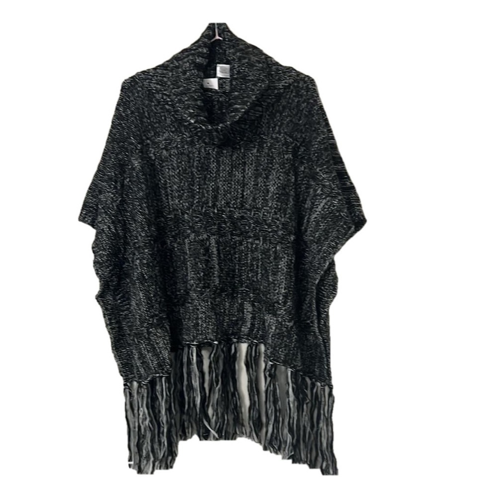 NWT Cozy Charcoal Knit Sweater with Fringe